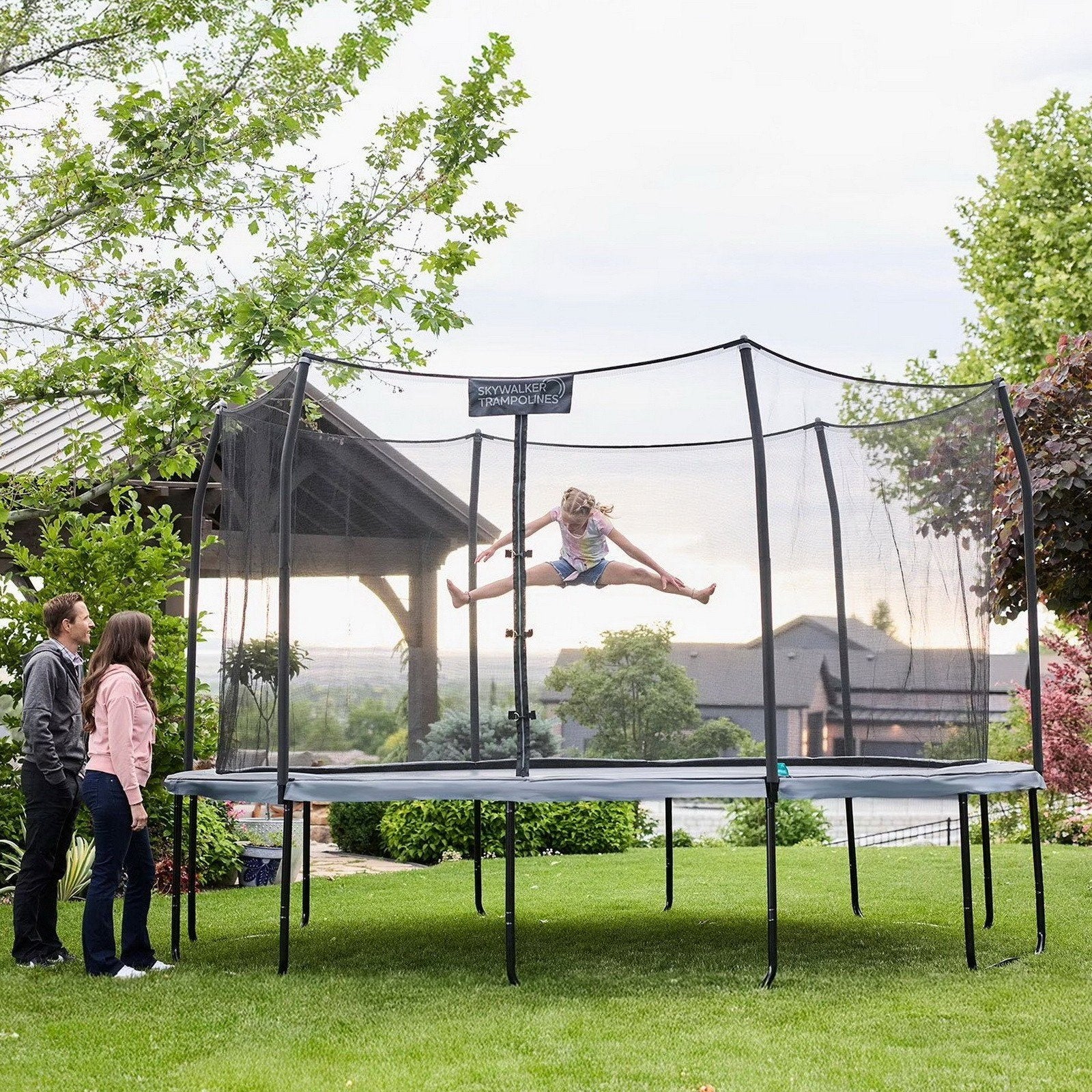 15' Skywalker Round Elite Trampoline with Ladder & Safety Enclosure